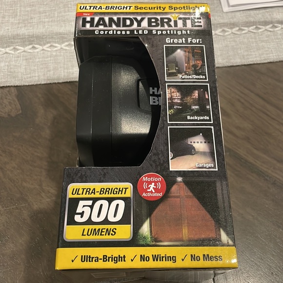 Handy Brite cordless LED spotlight - Picture 4 of 5